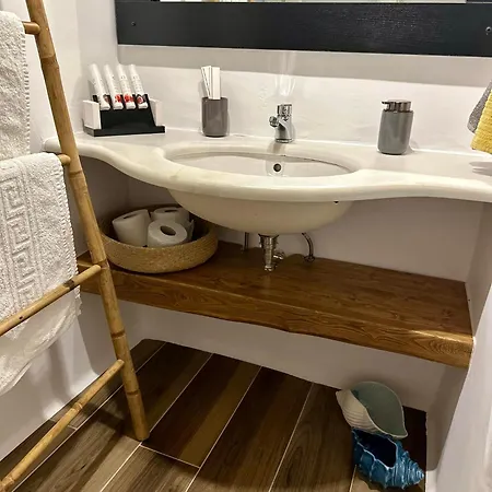 Raffar Luxury Psarou Lägenhet *